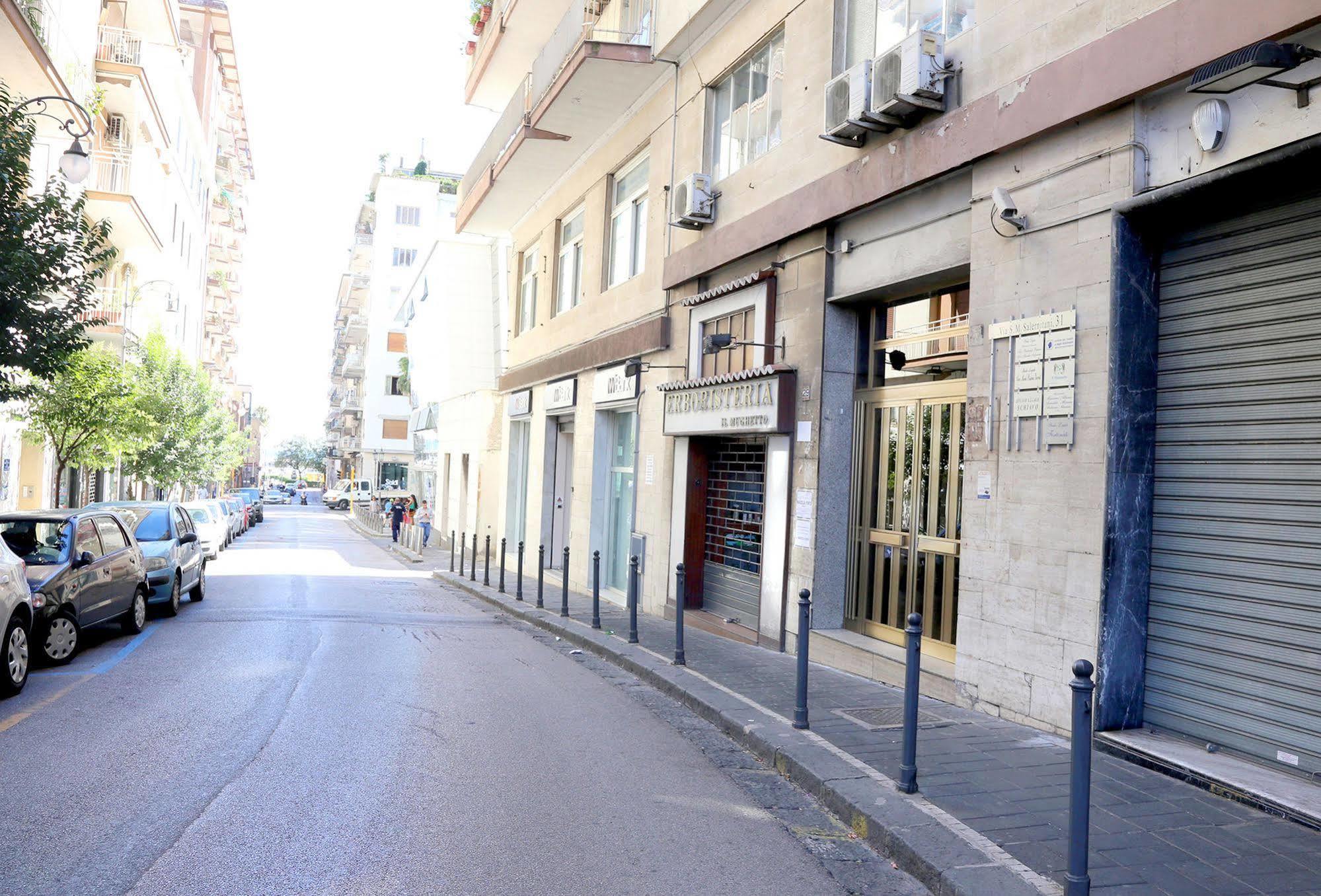 B&B Salernoway Bagian luar foto