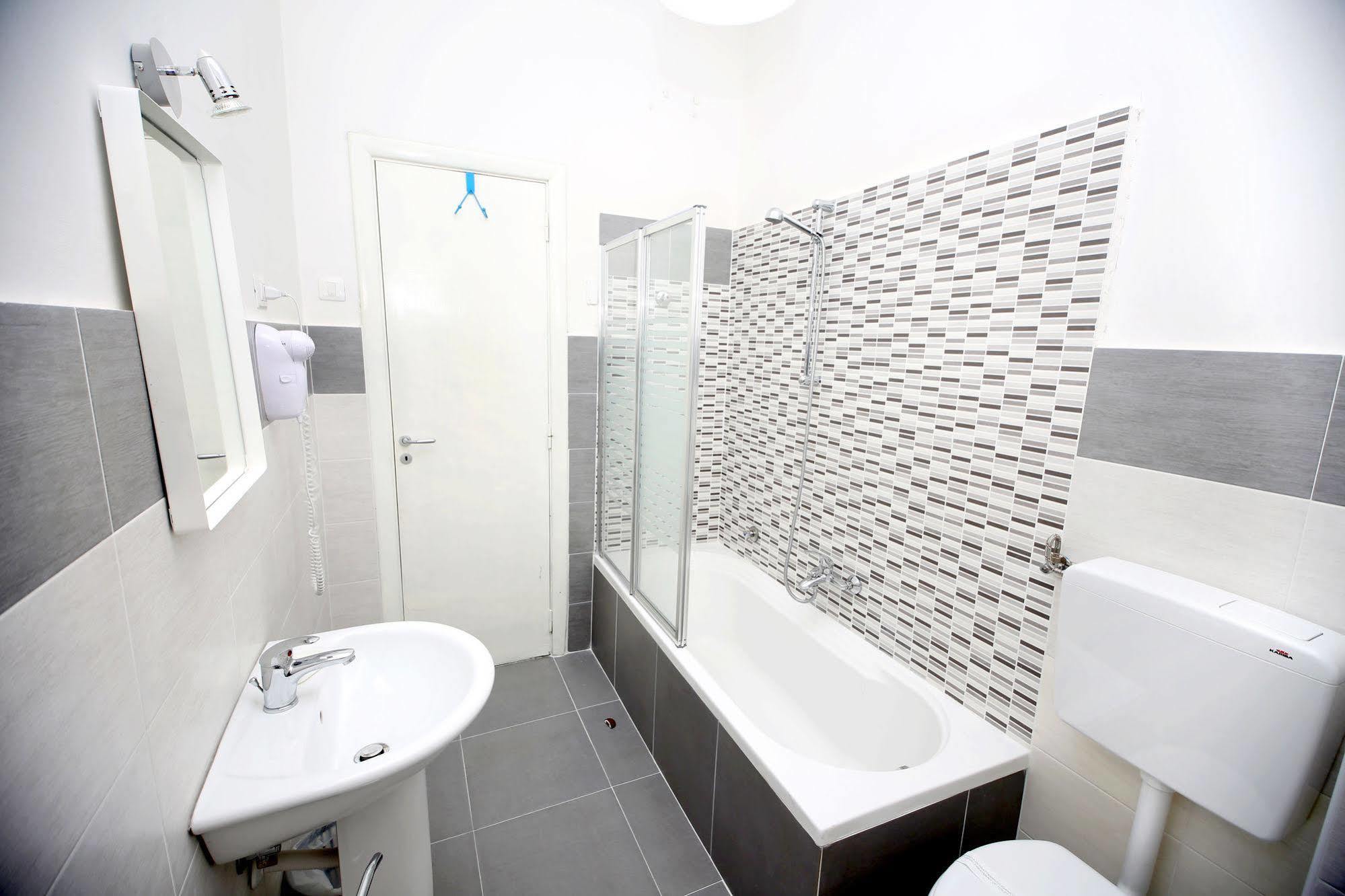 B&B Salernoway Bagian luar foto