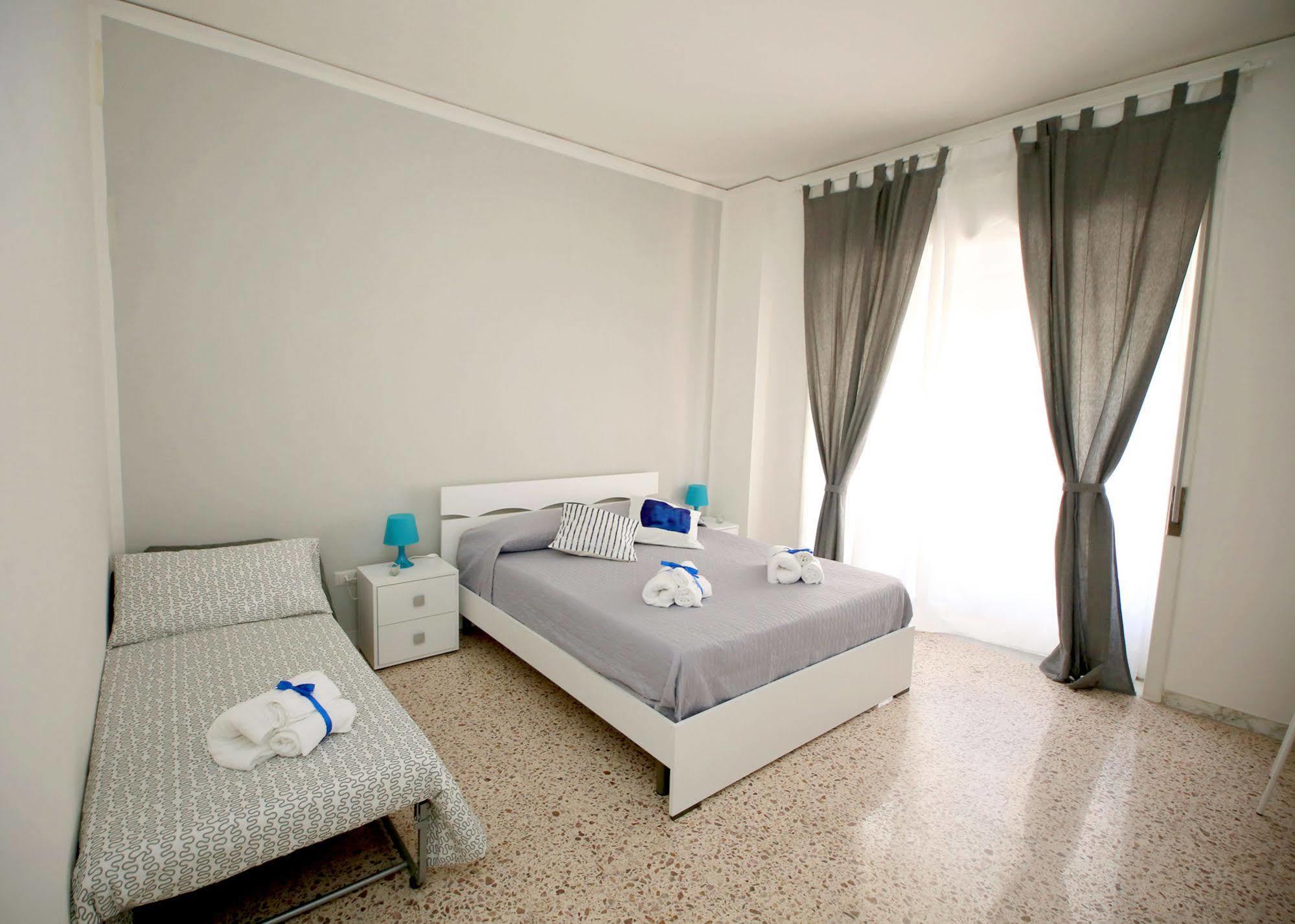 B&B Salernoway Bagian luar foto